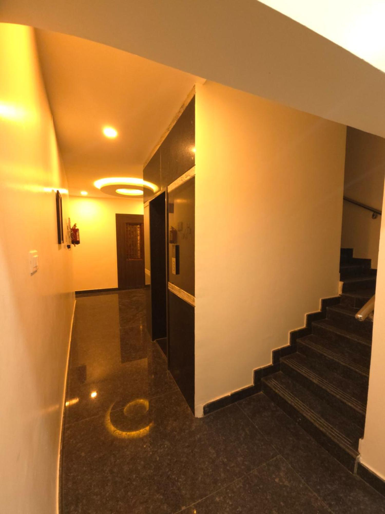 מלון Tiruvannāmalai Shreem Sesha Sai Residency מראה חיצוני תמונה