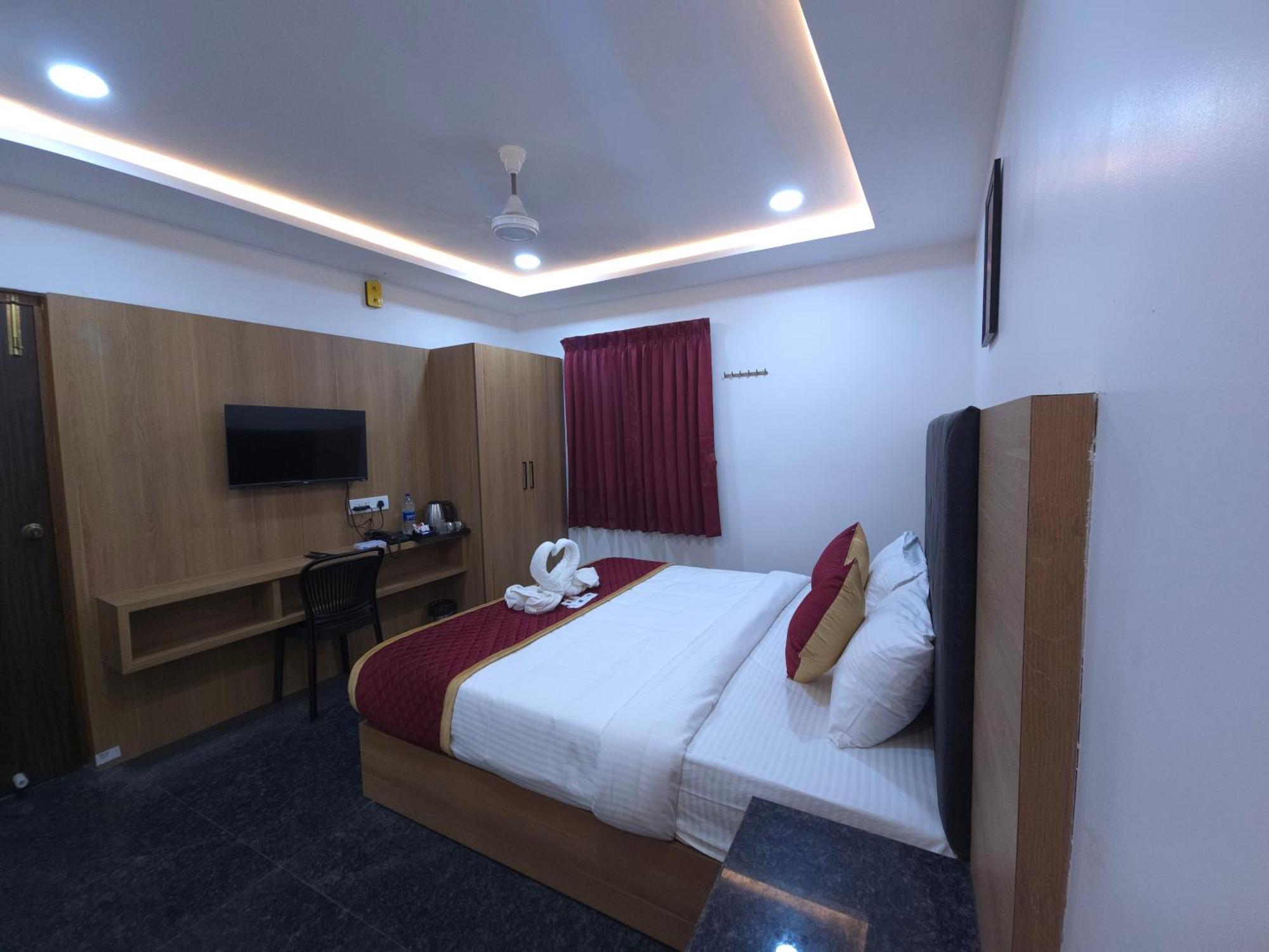 מלון Tiruvannāmalai Shreem Sesha Sai Residency מראה חיצוני תמונה