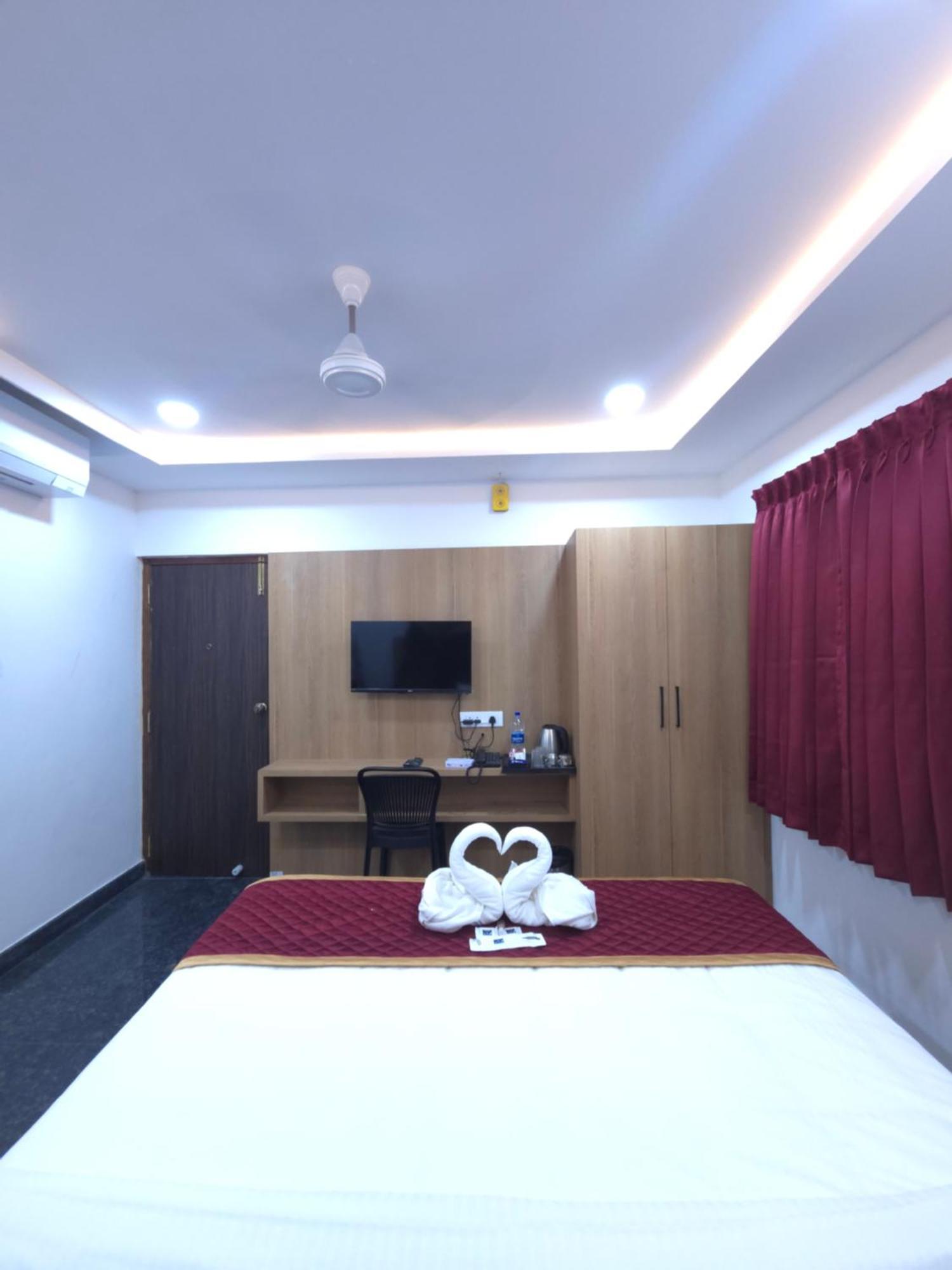 מלון Tiruvannāmalai Shreem Sesha Sai Residency מראה חיצוני תמונה